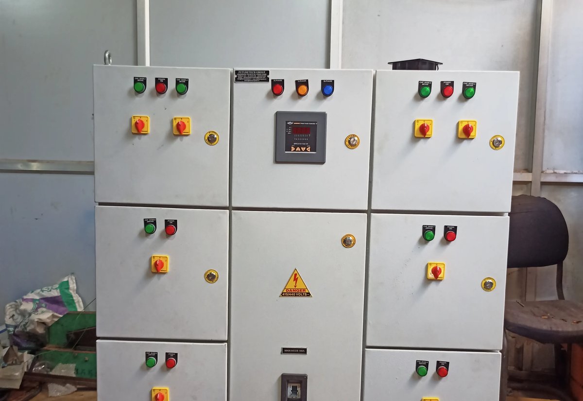 APFC automatic power factor correction panel with staged capacitor banks and power factor controller