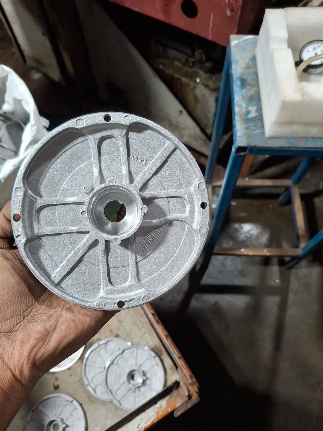Die-cast end shield machined on CNC