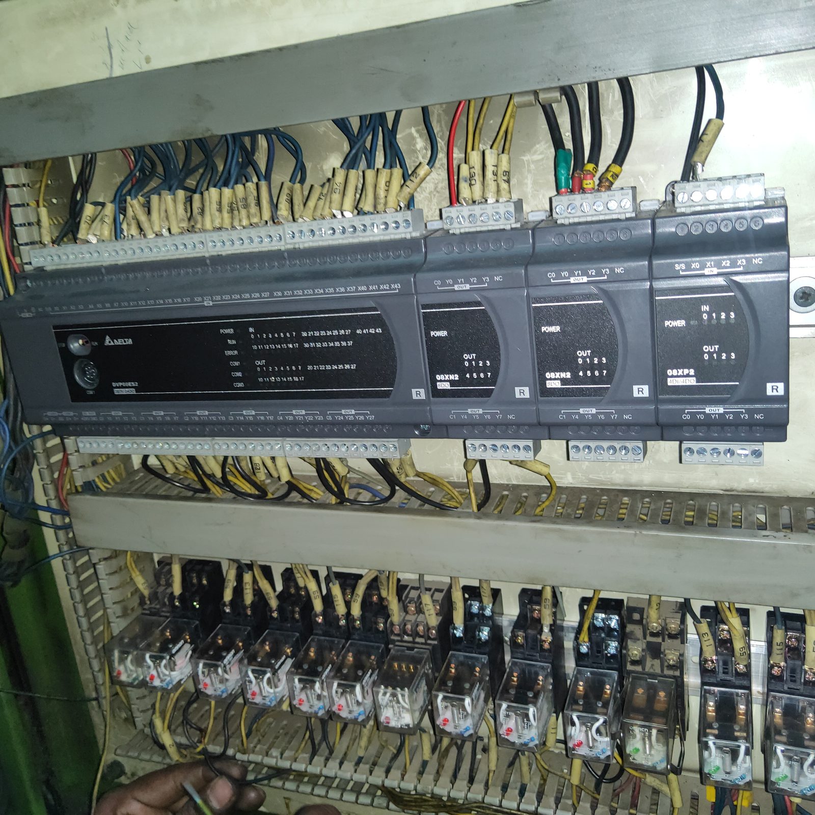 Delta PLC with expansion I/O supplied by FutureTech, Faridabad
