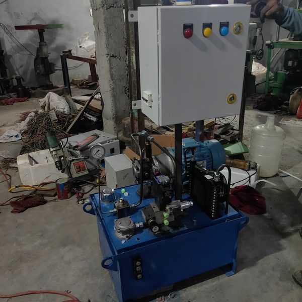 Hydraulic power packs